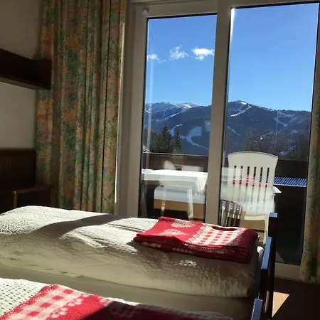 Latschen - Fuer Grossfamilien, Firmen & Co. Chalet