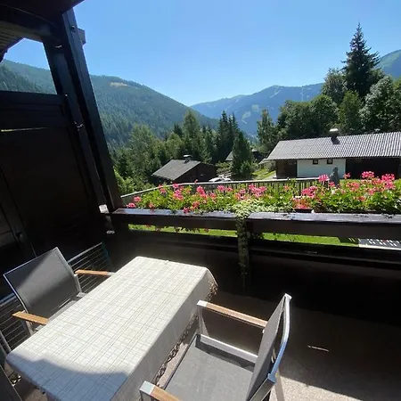 Chalet Latschen - Fuer Grossfamilien, Firmen & Co. Bad Kleinkirchheim