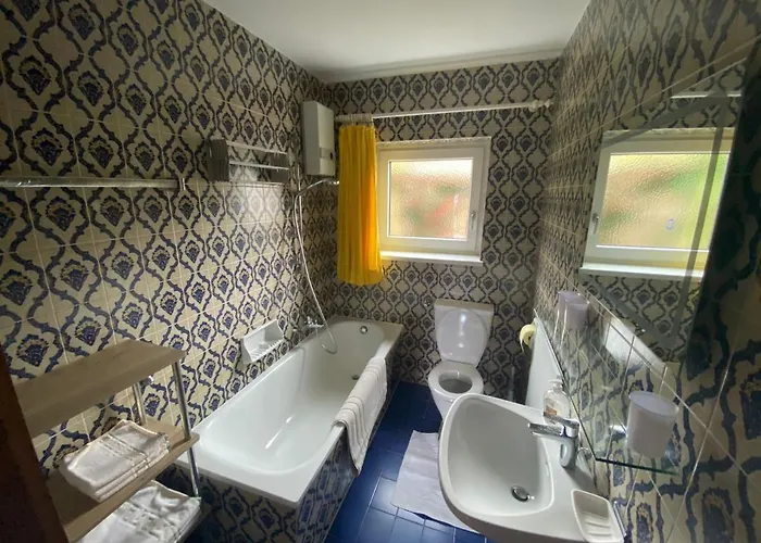 Latschen - Fuer Grossfamilien, Firmen & Co. Horská chata *